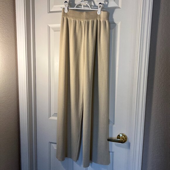 Amazon Cardigan & Pants - Picture 3 of 5